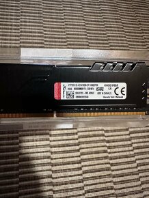 HyperX 16 GB (2x8 GB) ram - 4