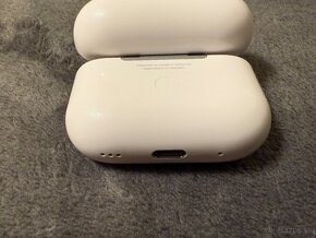 Airpods pro 2 nabíjacie púzdro - 4