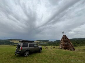 Land Rover Discovery 4 - 4