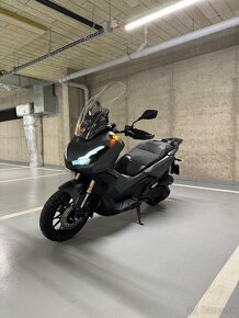 Honda ADV 350 - 4