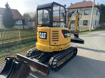 Minibagr CAT 302.7D CR hyd.svahovka+podkopy, 3t - 4