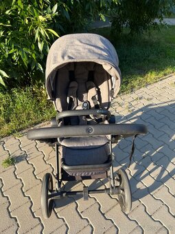 Cybex Priam 3v1 s podvozkom Matt Black plus prislusenstvo - 4