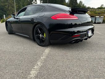 Porsche Panamera e-hybrid - 4