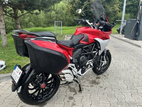 MV Agusta Turismo Veloce 800 - 4