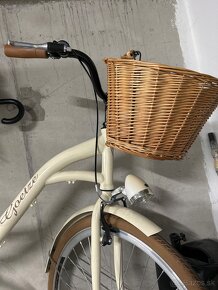 Béžový retro bicykel s košíkom - 4