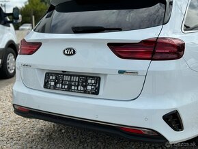 KIA CEED 1.6 CRDI MHEV GOLD AUTOMAT DCT - 4