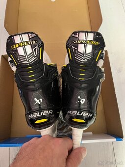 BAUER SUPREME M4 VEĽKOSŤ 38,5 - 4