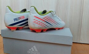 Kopačky Adidas predator edge.4, číslo 35 - 4