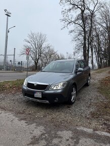 Škoda Octavia 2 Scout 2.0 TDI 103kw 4x4 Navi,BT,Xenon,Ťažné - 4