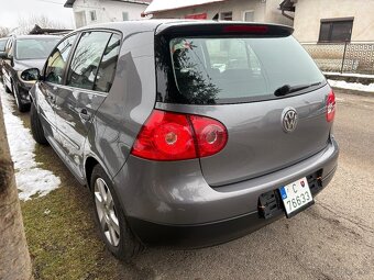 Vw golf 5 benzín 150 tisíc km - 4