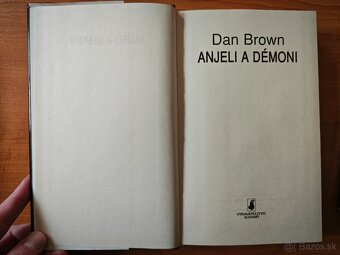 3x Dan Brown - 4