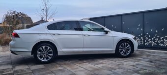 Volkswagen Passat 2.0 TDI EVO Elegance DSG  2021 virtuál - 4