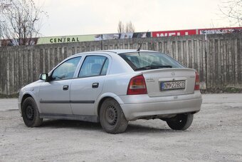 opel astra - 4