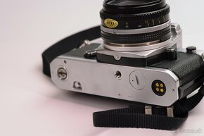 Nikon FE + Nikon Nikkor 50/1.8 Mint stav - 4