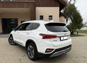 Hyundai Santa Fe 2.2l Premium Luxury 4x4 7miestne - 4