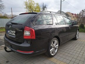 Škoda Octavia Combi 2.0 TDI CR DPF RS - 4