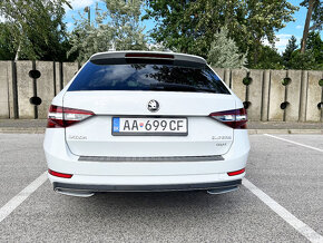 Sportline ❖ Najazd 120tis. ❖ Škoda Superb Combi 2.0 TDI 4x4 - 4