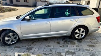 Škoda Octavia Combi 2.0 TDI Ambition DSG - 4