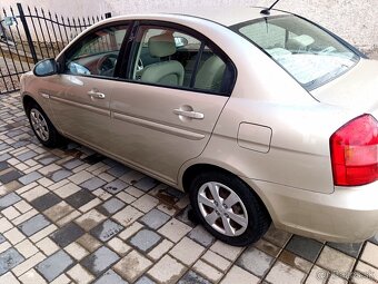 Hyundai accent - 4