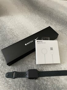 Apple Watch Nike SE 44 - 4