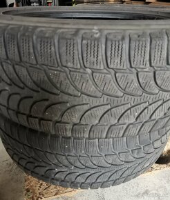 Bridgestone Blizzak LM-80 EVO 235/55 R19 - 4