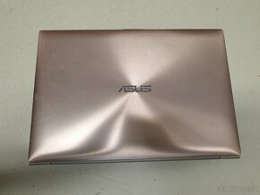 ASUS  Core i5 - SSD - 4