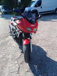 Yamaha FZS 600 Fazer - 4