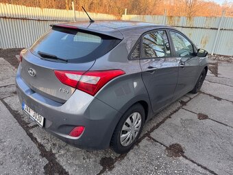 HYUNDAI I30 1,4 16V,73 KW,ROK 2012,NAJ 175 TKM,KLIMA,DOHODA - 4