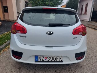 Kia Ceed 1.4 CRDI - 4