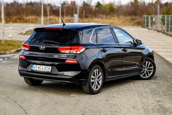 Hyundai i30 1,6 CRDi 7DCT (automat, LED svetlá, Car Play) - 4