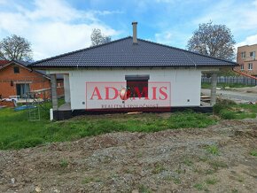 ADOMIS - 4-izb. bungalov, pozemok 6ár,  obec Ploské, 15 km z - 4