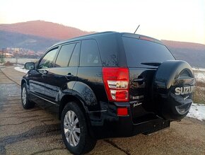 Suzuki Grand Vitara 1.9 DDIS 4x4 Model 2010 - 4