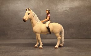 Schleich lidé a jezdci - 4