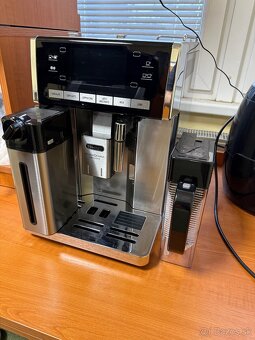 Delonghi ESAM6900M PrimaDonna Exclusive - 4