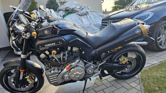 Yamaha MT01 - 4