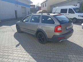 Škoda Octavia Scout 2.0 TDI 103 je 4x4 dsg - 4