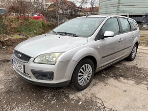 Ford Focus 1.6 kombi - 4