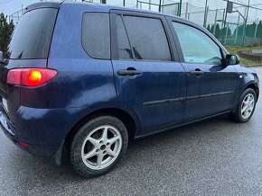 Mazda 2 1.25 - 4