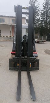 LINDE E40P-02 triplex, boční posuv AKU - 4