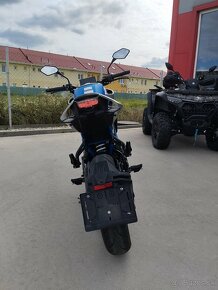 CFMOTO NK 300 - 4