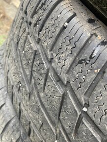 Zimné 215/60R16 - 4