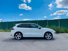 Porsche Cayenne S 4,2TDi GTS optic - 4