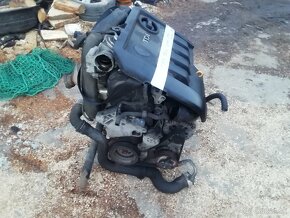 Motor 1,9 tdi 77 kw kod motora BXE - 4