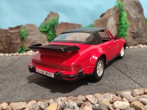 Prodám model 1:18 Porsche 911 Cabrio - 4