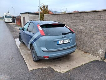 Ford focus 1.6benzin - nová stk ek - 4