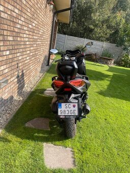 Yamaha Xmax 300 - 4