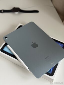 iPad Air (M2) - 4