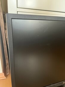 Lenovo monitor 24" ThinkVision LT2423 - 4