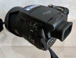 Sony CMOS DSC - R1 10.3 megapixels - 4