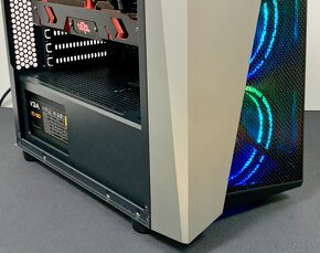 Herný PC - R5 3600,RX VEGA 64 8GB,16GB RAM,1TB NVME,700W - 4